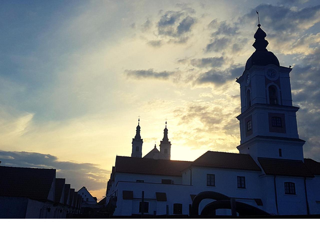 Pokamedulski Klasztor W Wigrach Wigry Exterior photo
